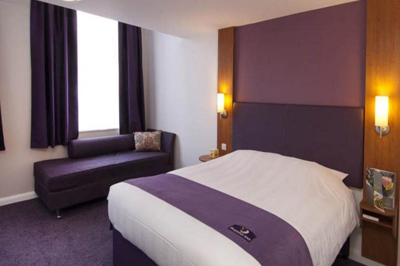 Premier Inn Northampton West - Harpole Exterior photo
